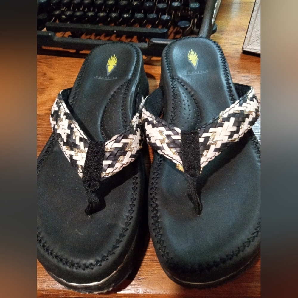 Volatile Black and White Woven Sandals